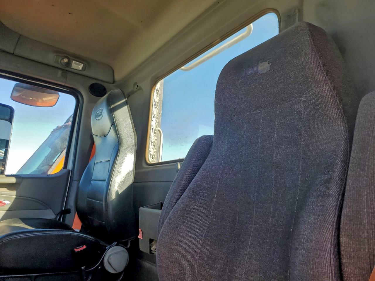 Peterbilt 579