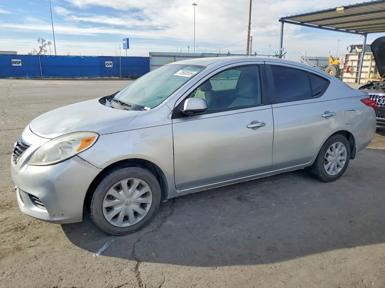 Salvage Nissan Versa Image