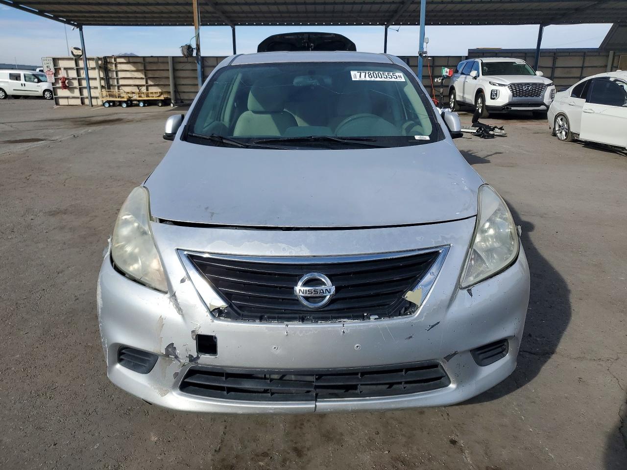 Nissan Versa 1.6 S