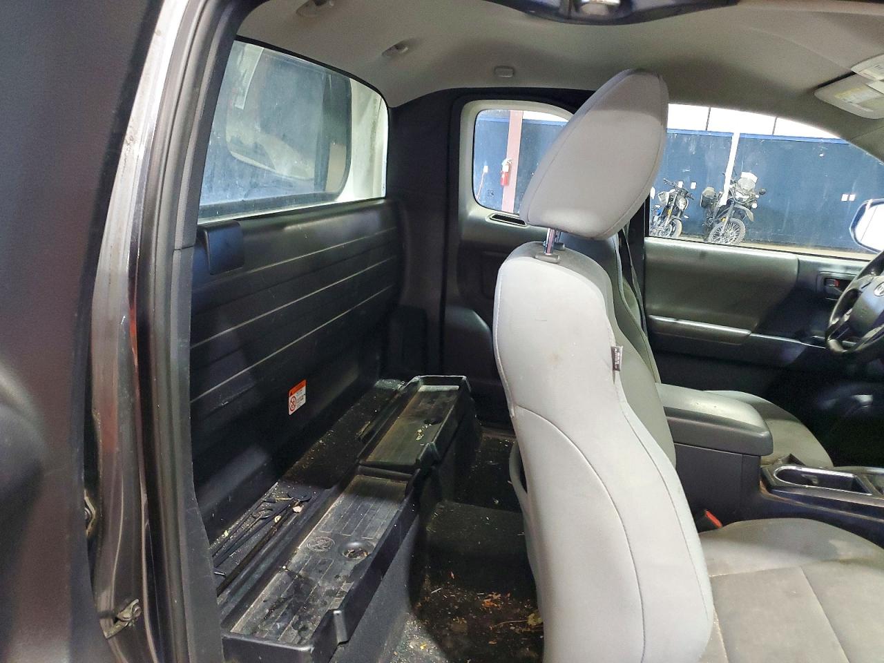 Toyota Tacoma Sr