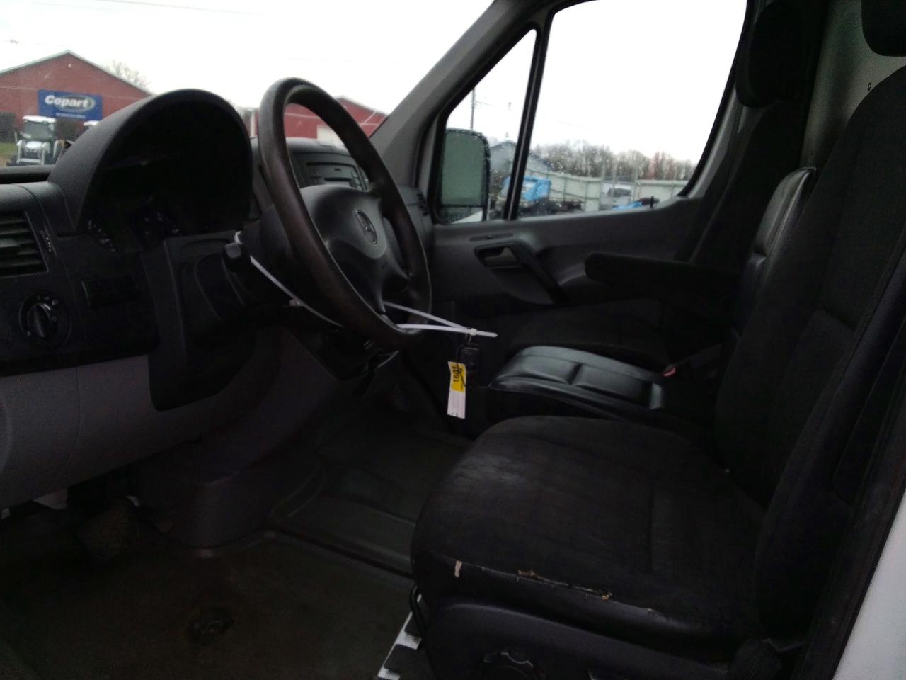 Mercedes-Benz Sprinter 2500
