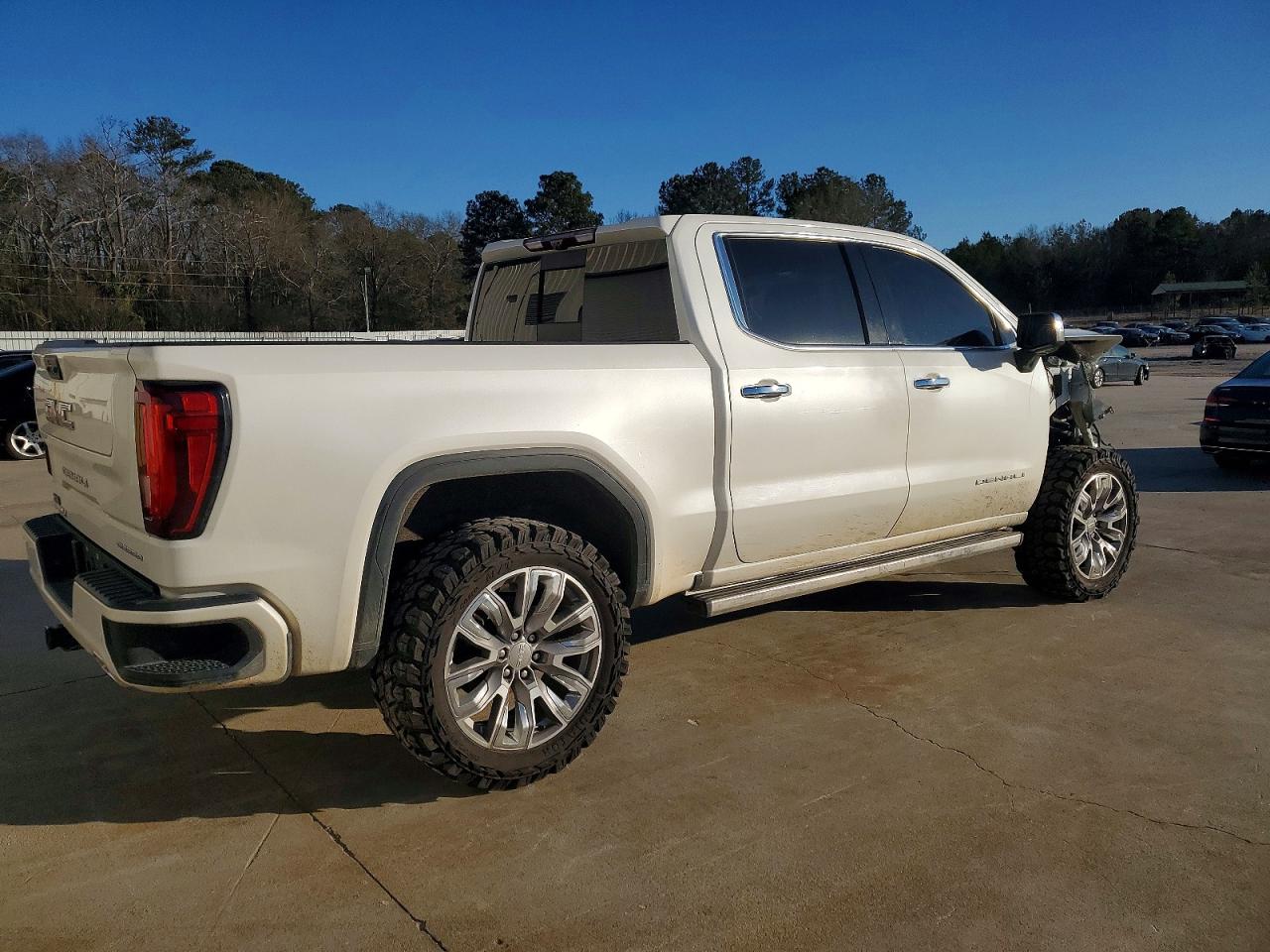 GMC Sierra