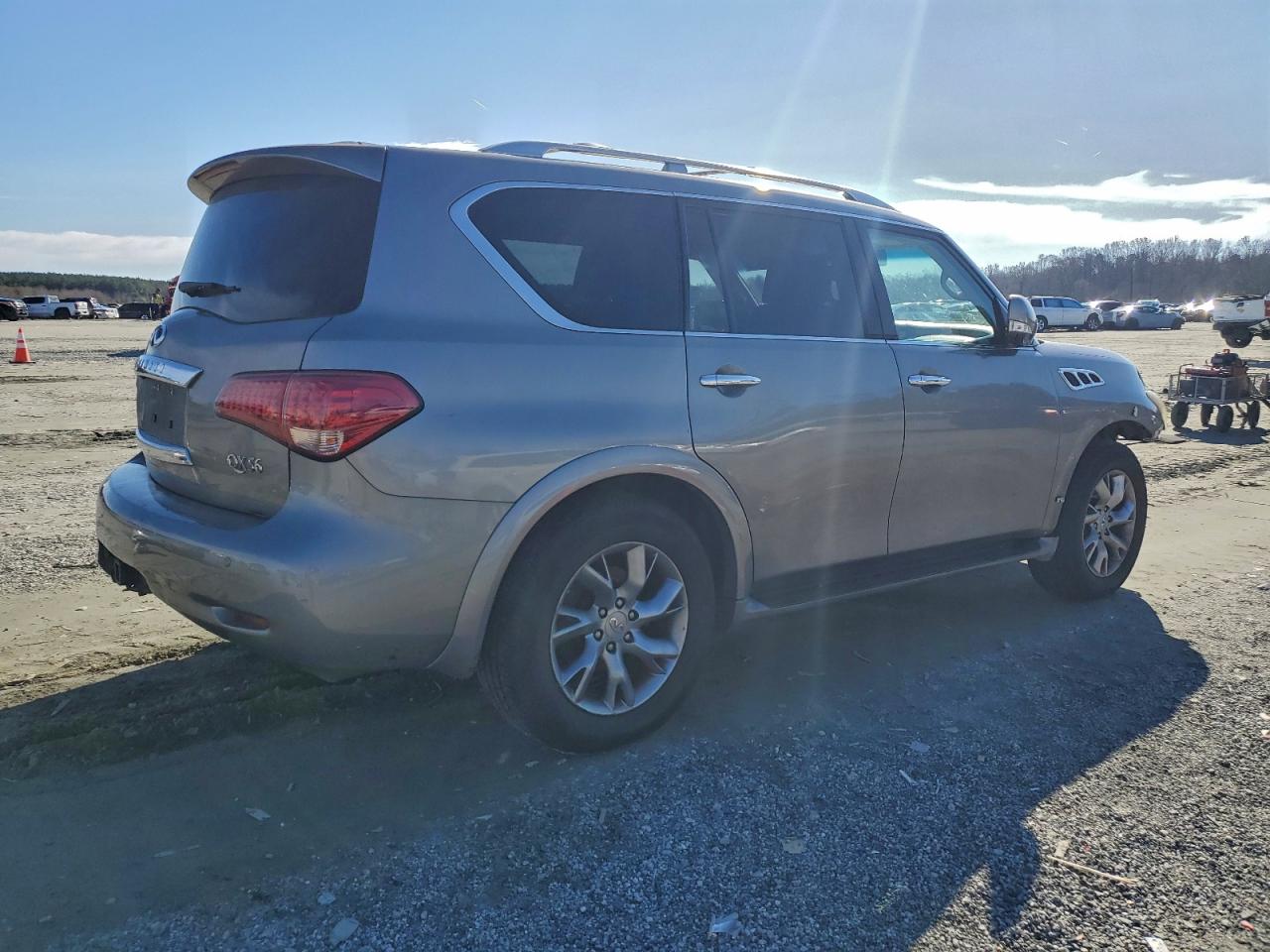 INFINITI Qx