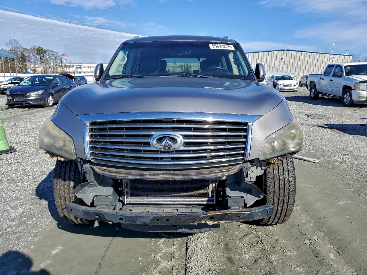 INFINITI Qx