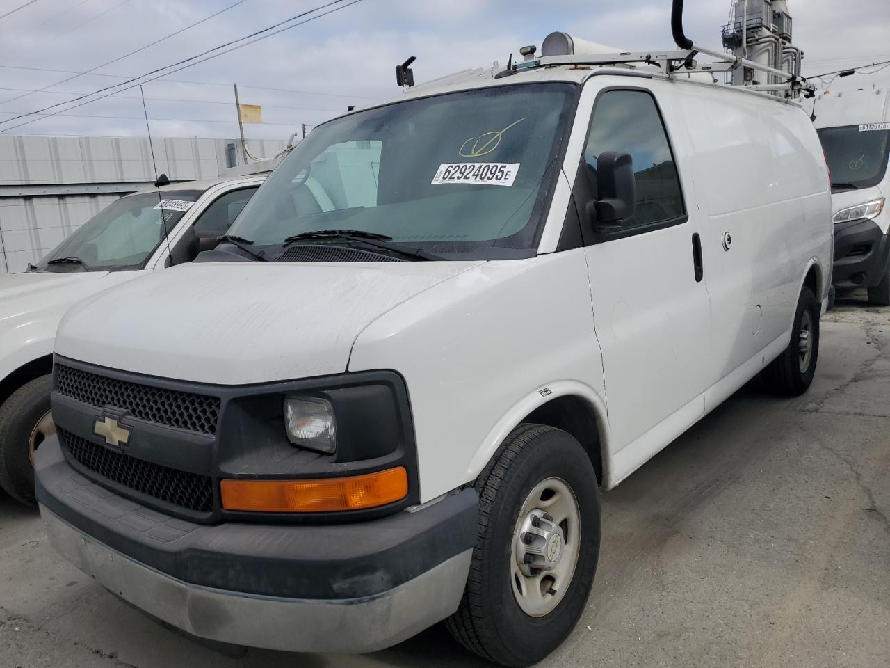 Salvage Chevrolet Express Image