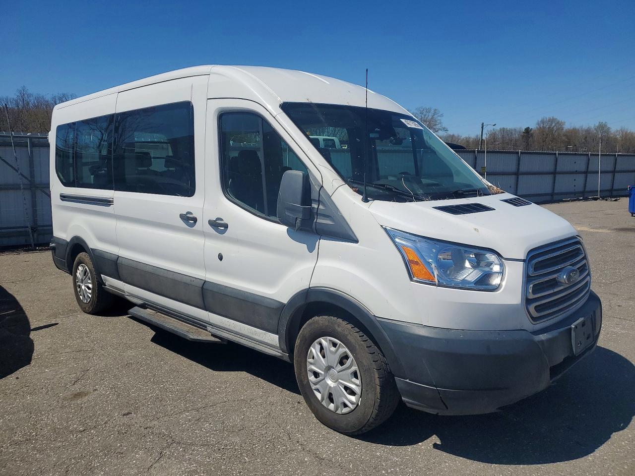 Ford Transit T-350