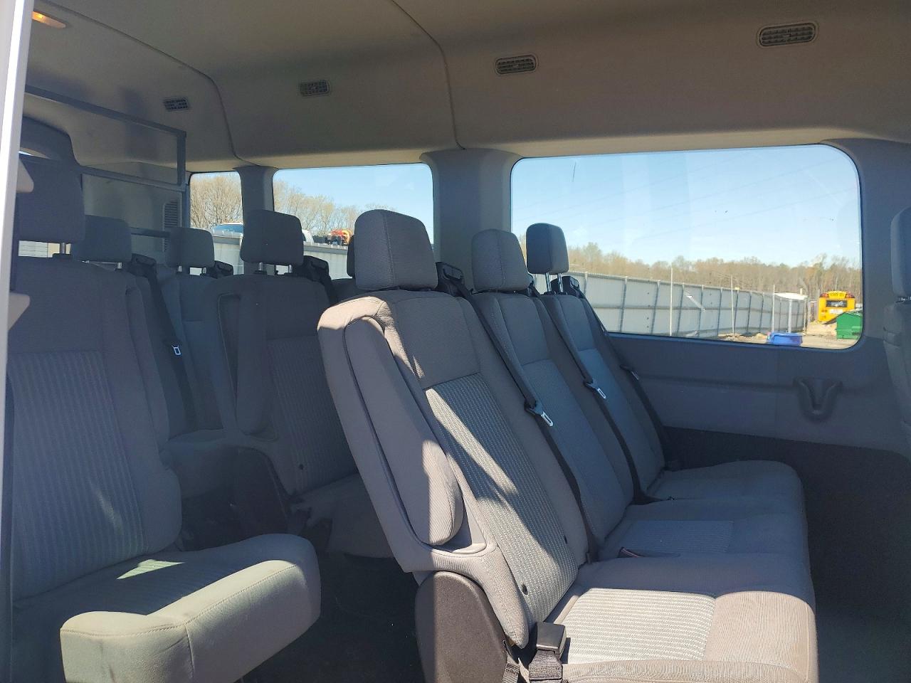 Ford Transit T-350