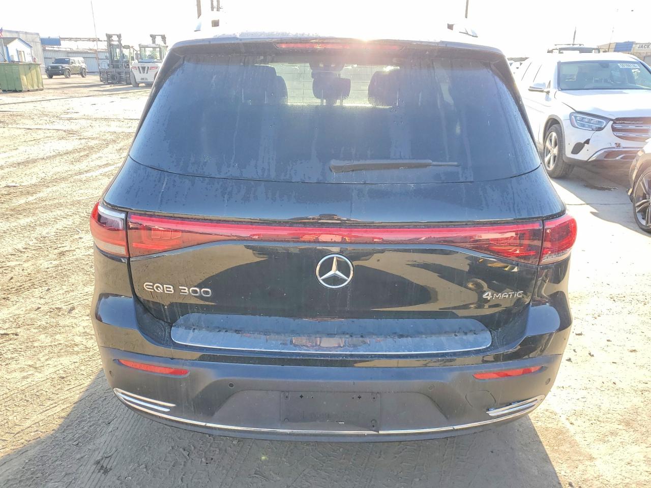 Mercedes-Benz EQB 300 4matic