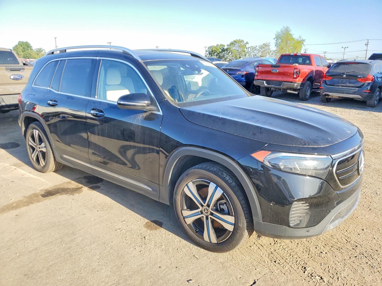Mercedes-Benz EQB 300 4matic