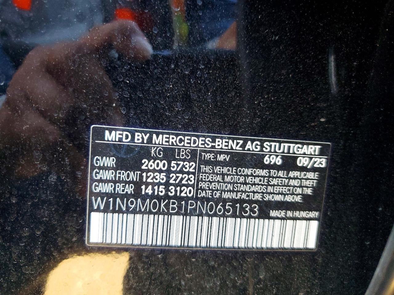 Mercedes-Benz EQB 300 4matic
