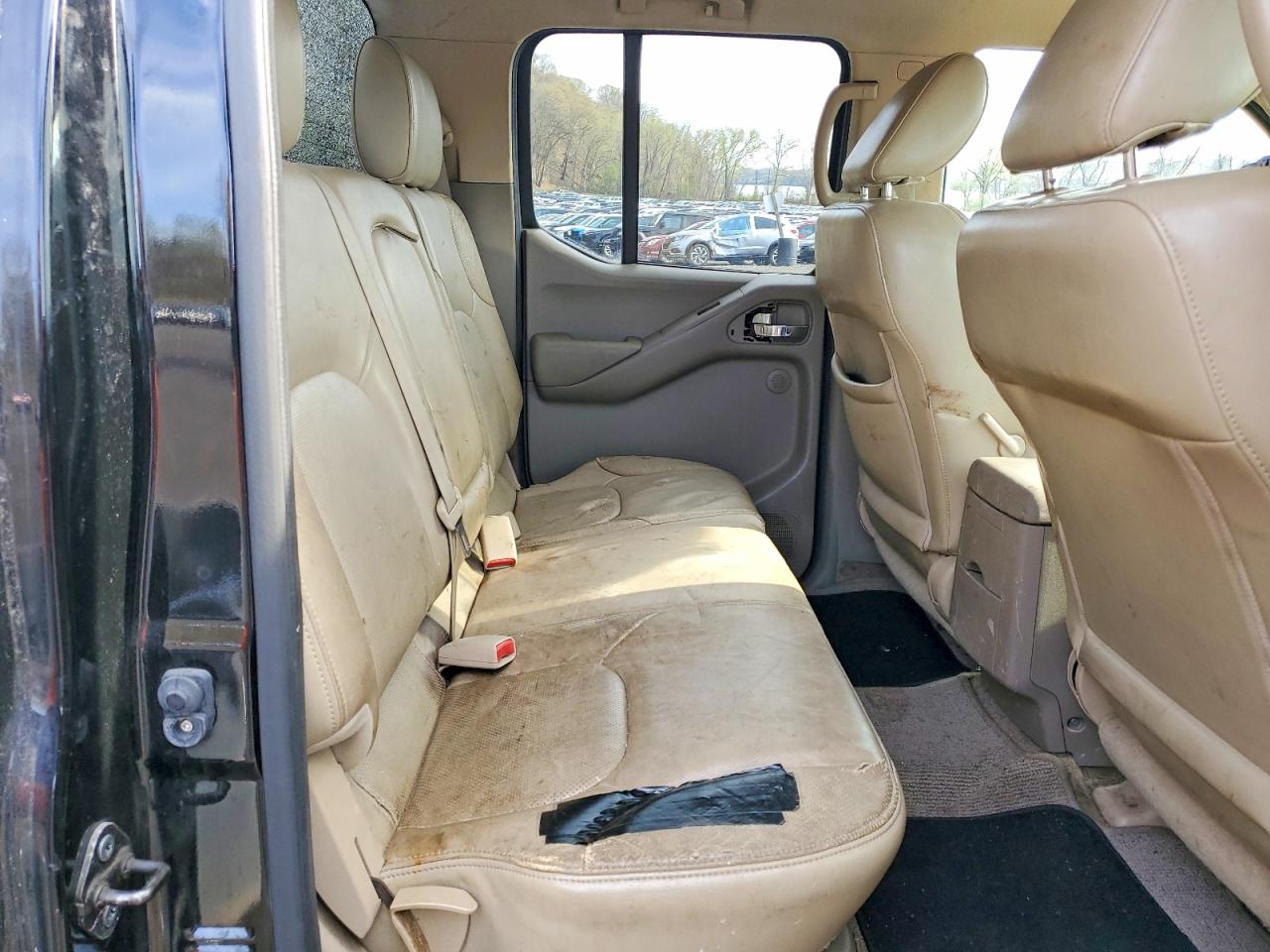 Nissan Frontier Sv V6