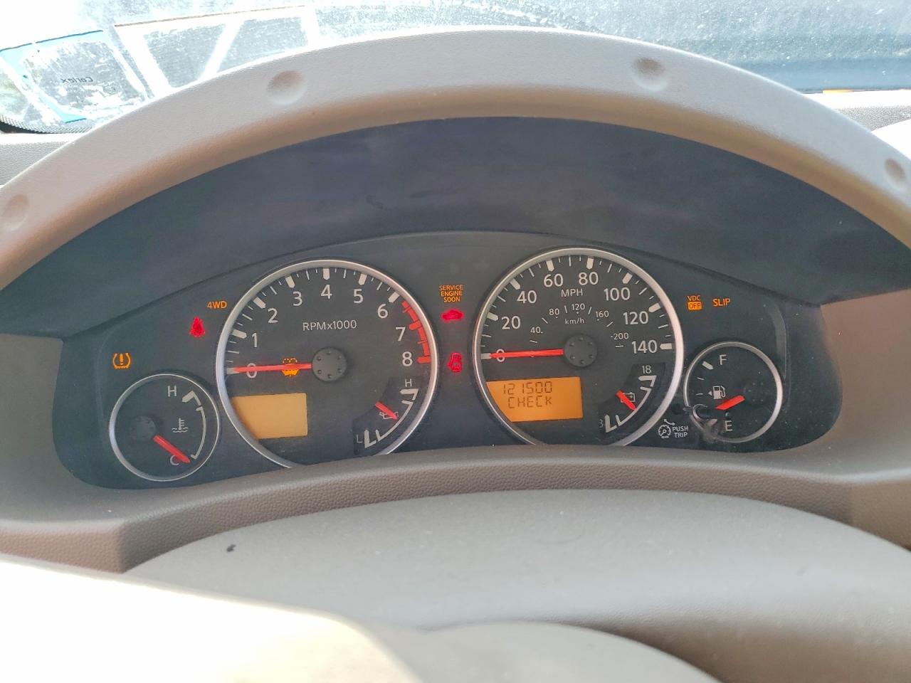 Nissan Frontier Sv V6