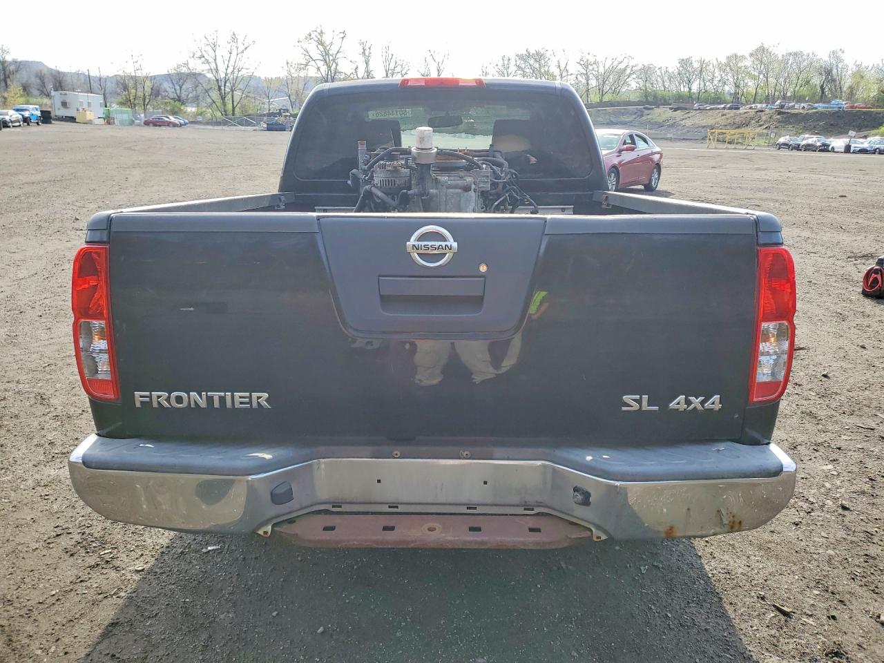 Nissan Frontier Sv V6