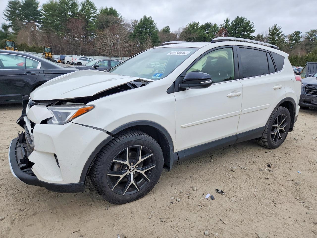 Salvage Toyota RAV4 Image