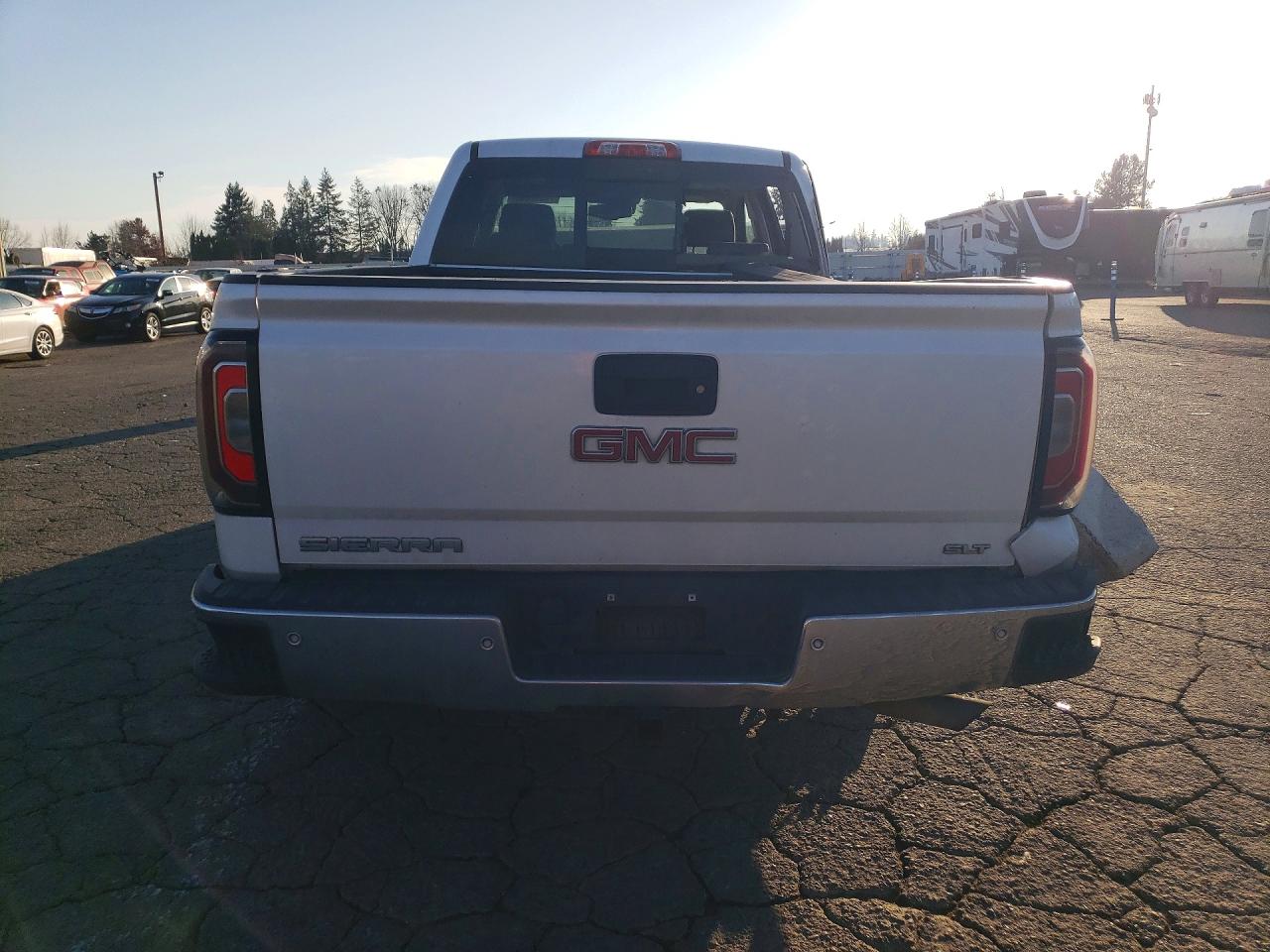GMC Sierra