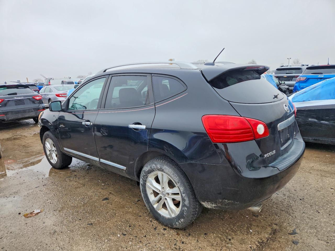 Nissan Rogue S