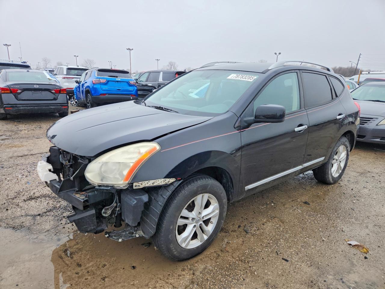 Salvage Nissan Rogue Image