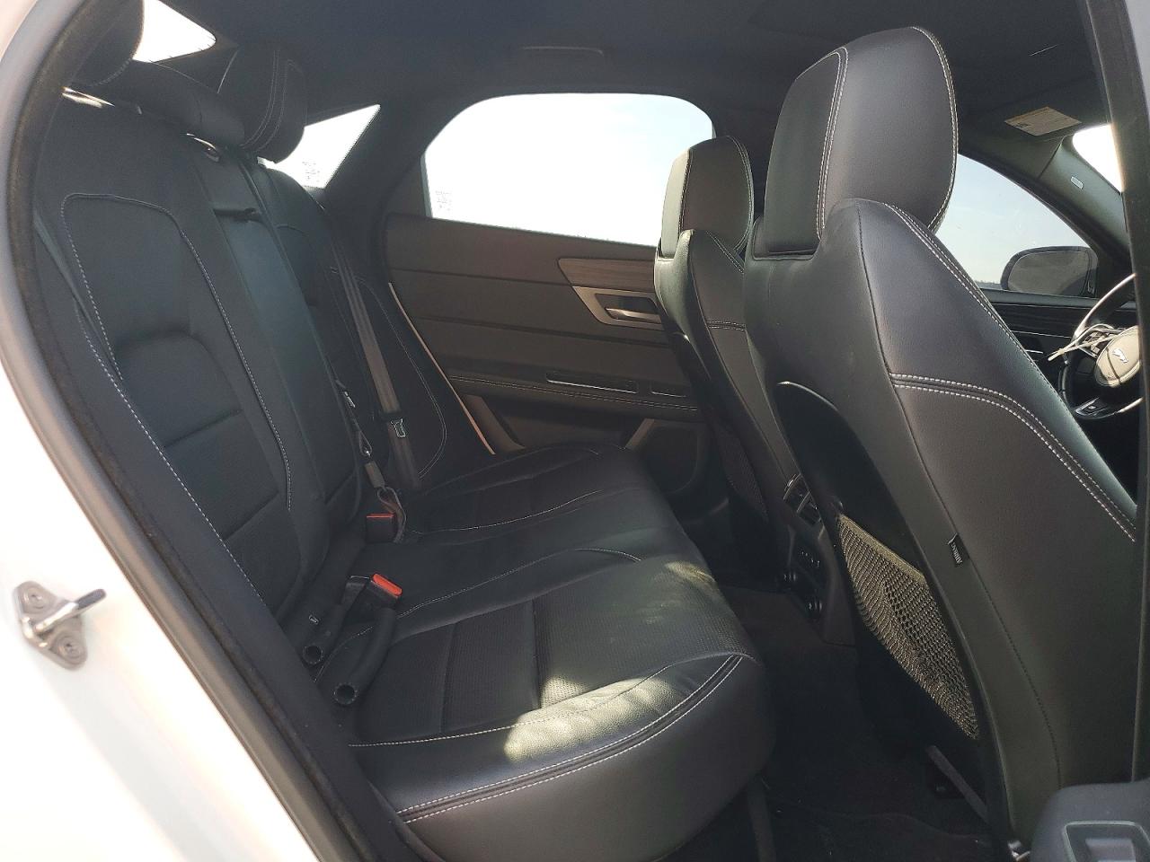 Jaguar XF S