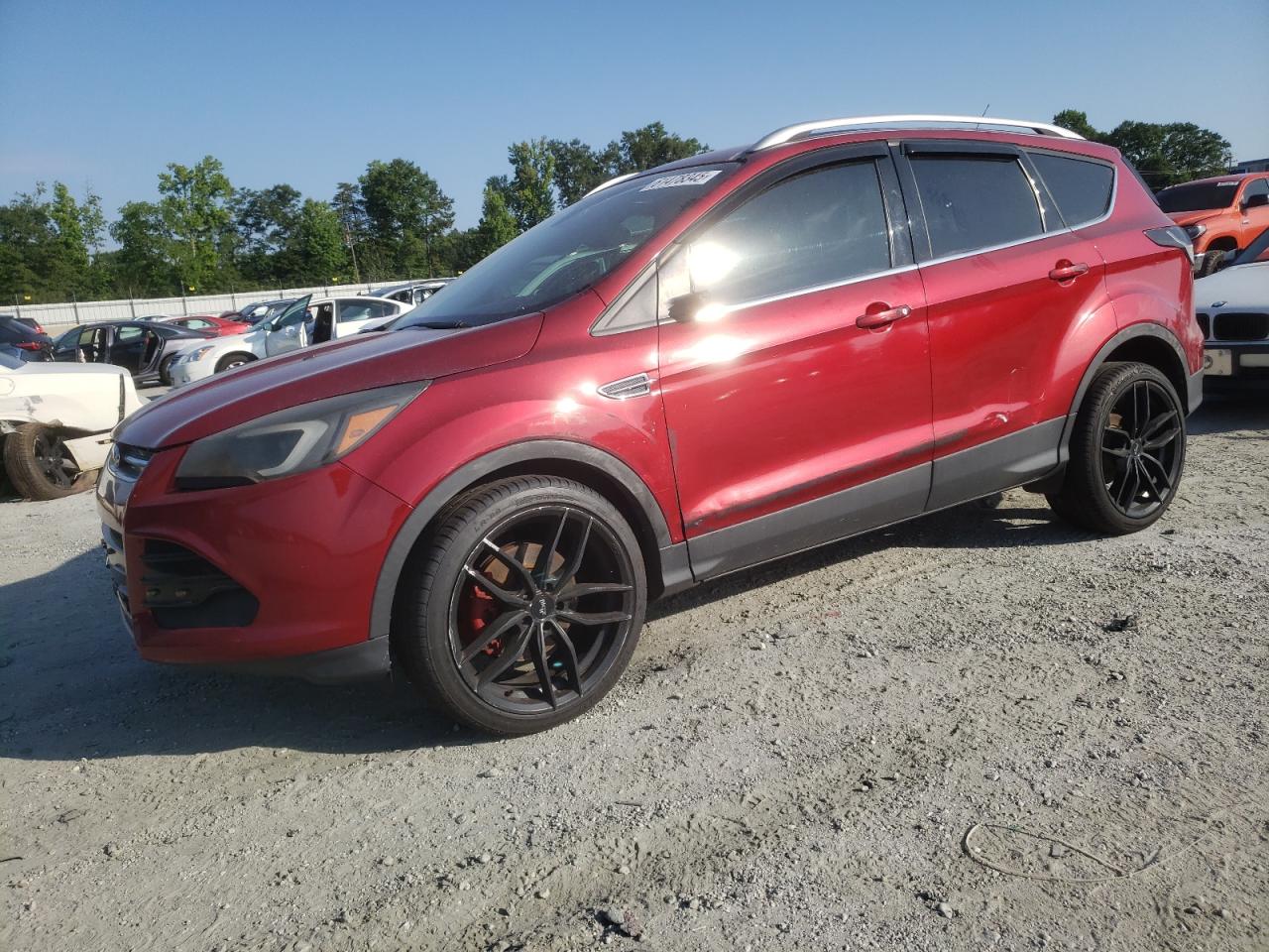 Salvage Ford Escape Image