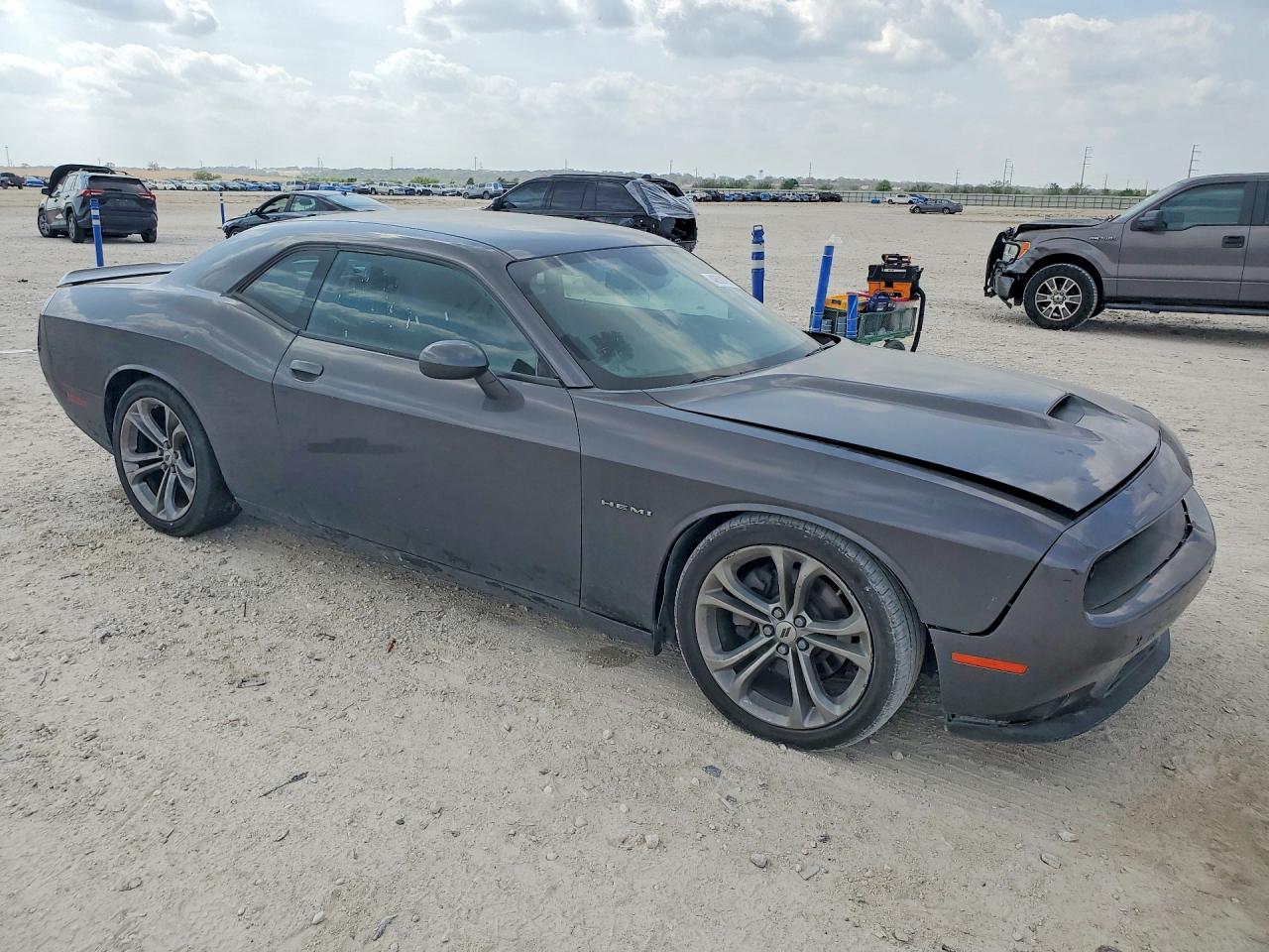 Dodge Challenger R