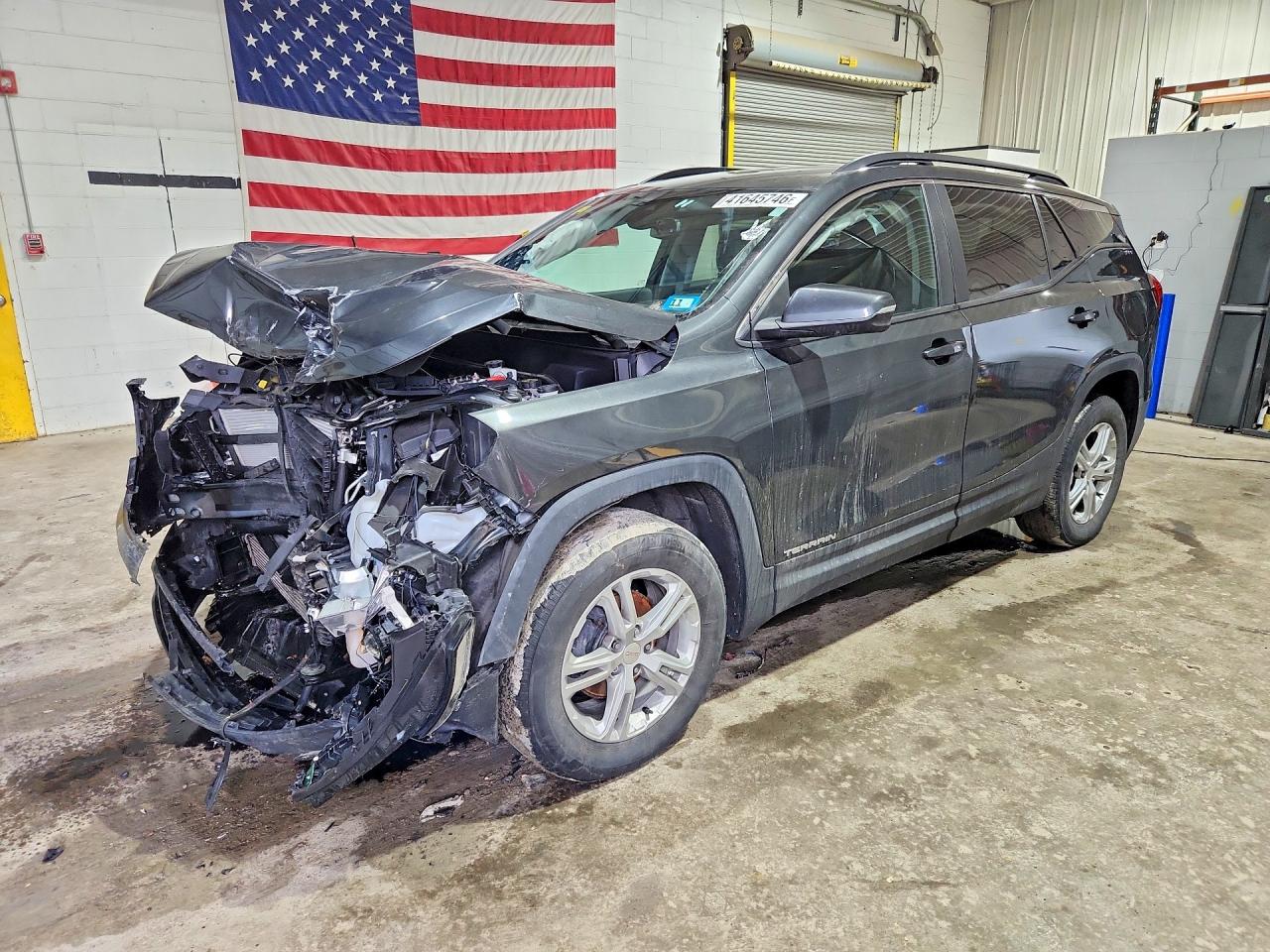 Salvage GMC Terrain Image
