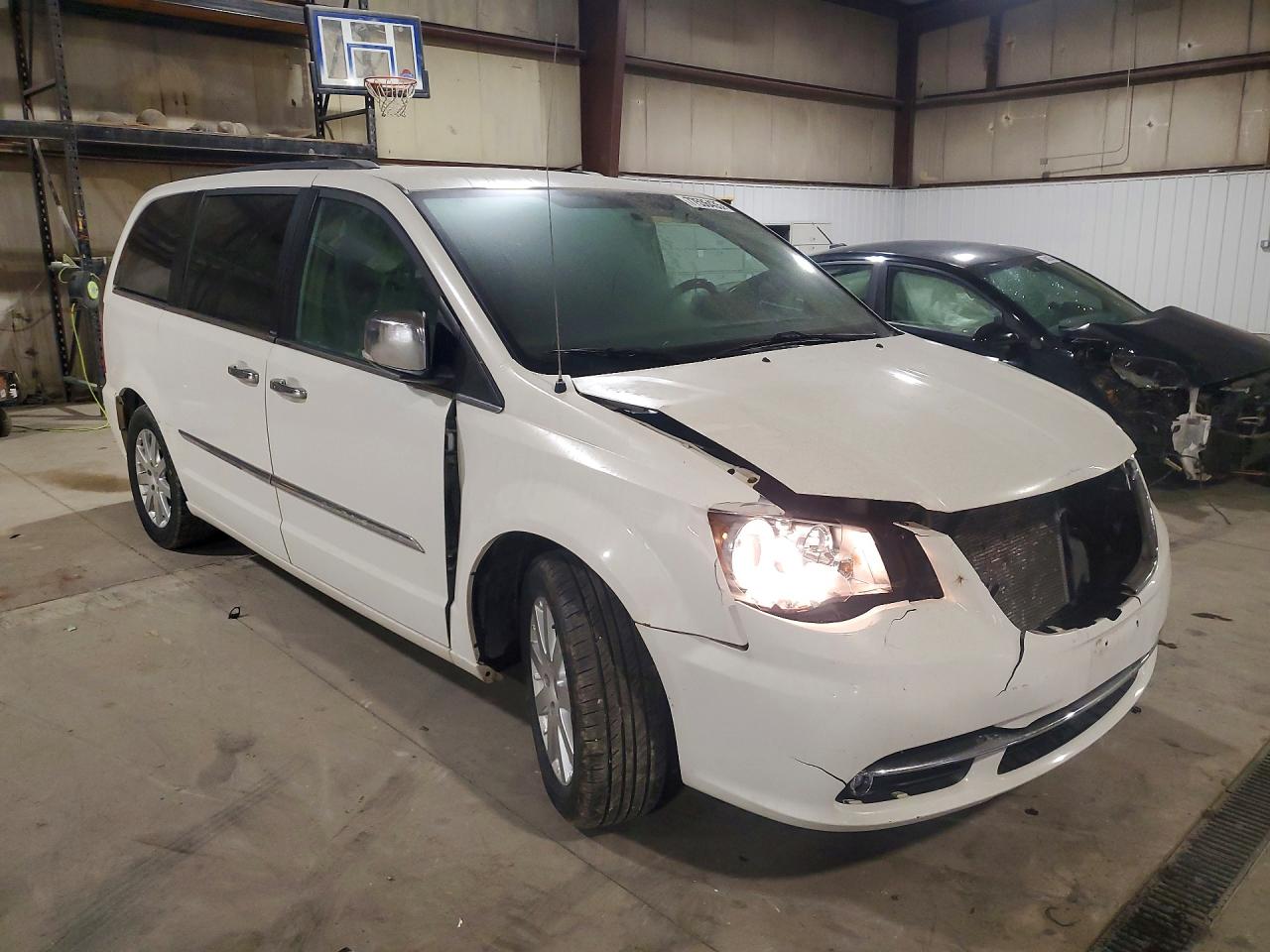Chrysler Minivan Touring L