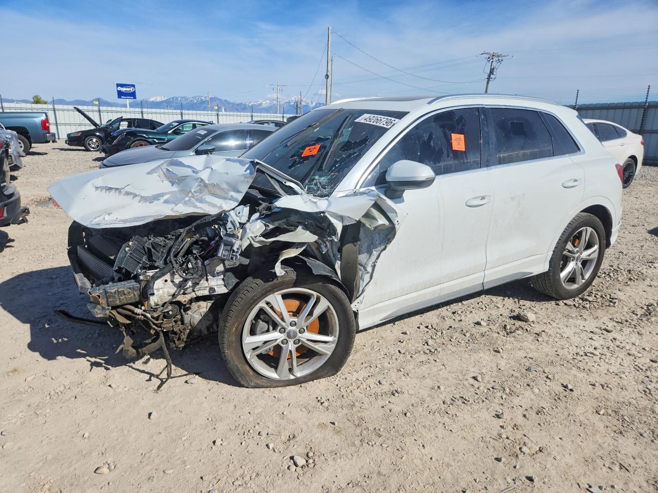 Salvage Audi Q3 Image