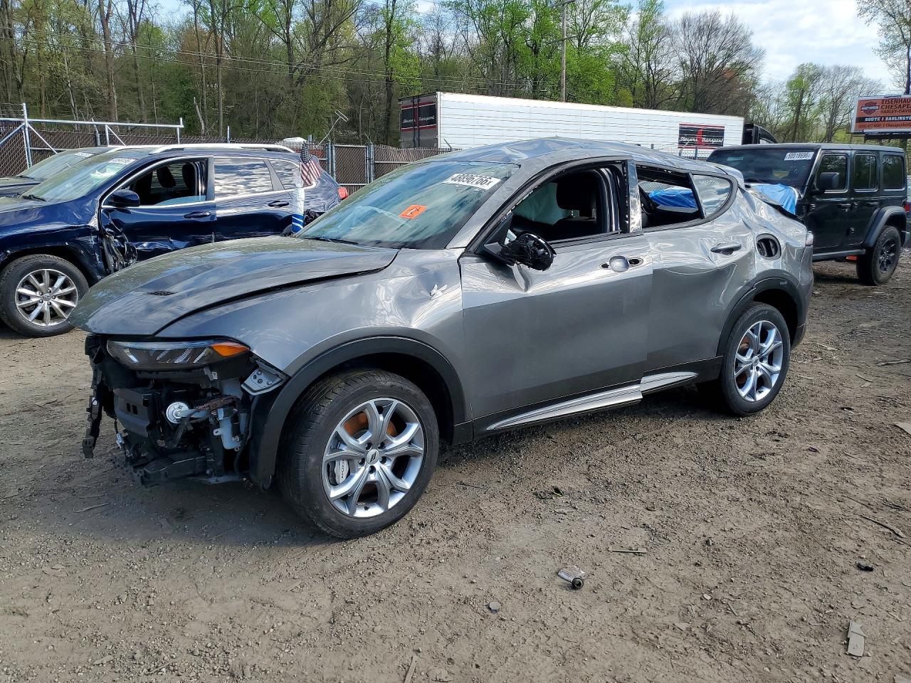 Salvage Dodge Hornet Image