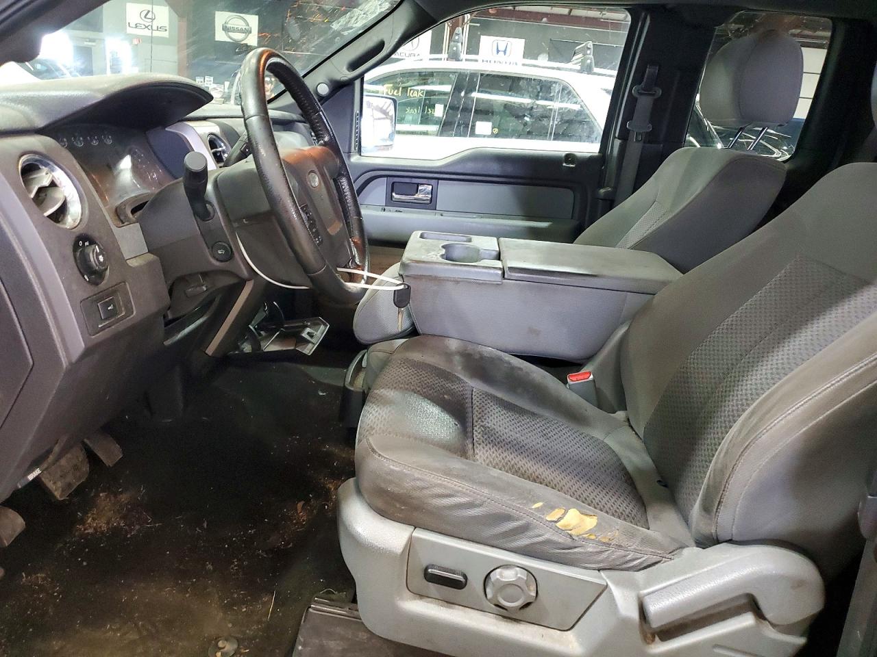 Ford F-150 Super Cab