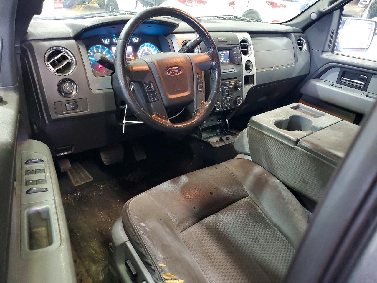 Ford F-150 Super Cab