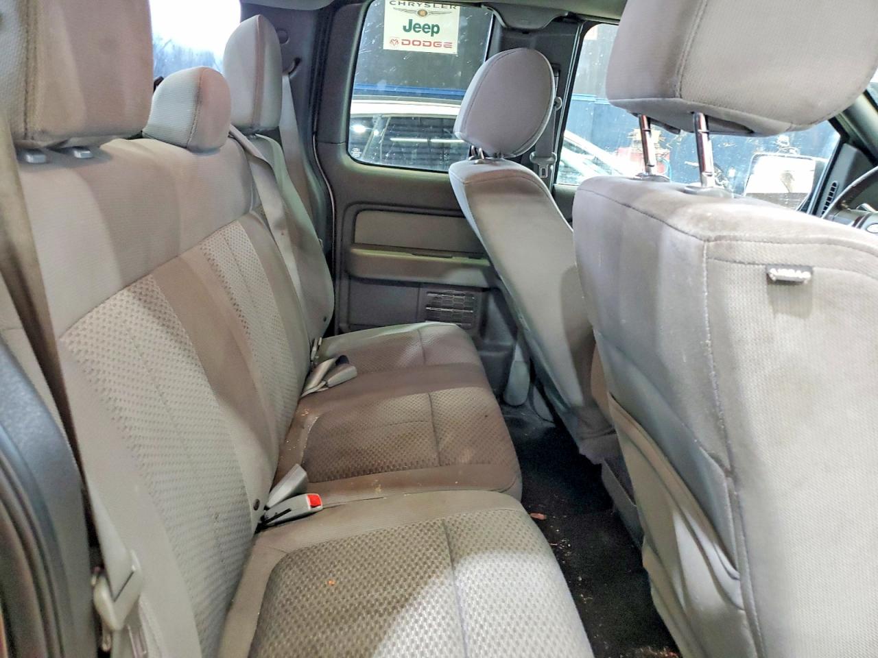 Ford F-150 Super Cab