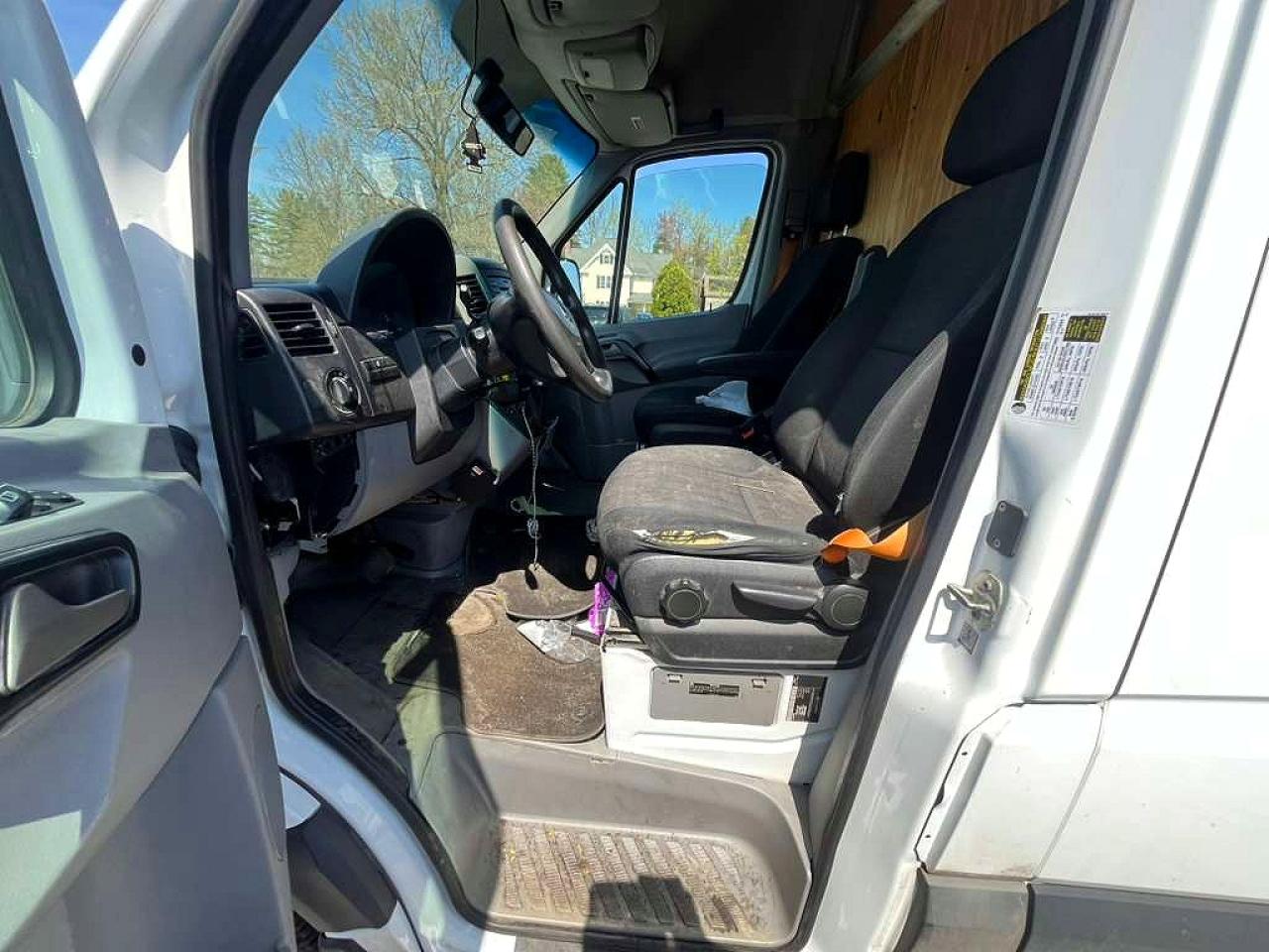 Mercedes-Benz Sprinter 2500
