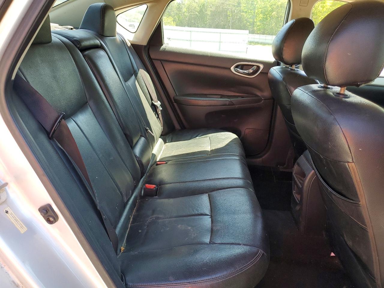 Nissan Sentra S