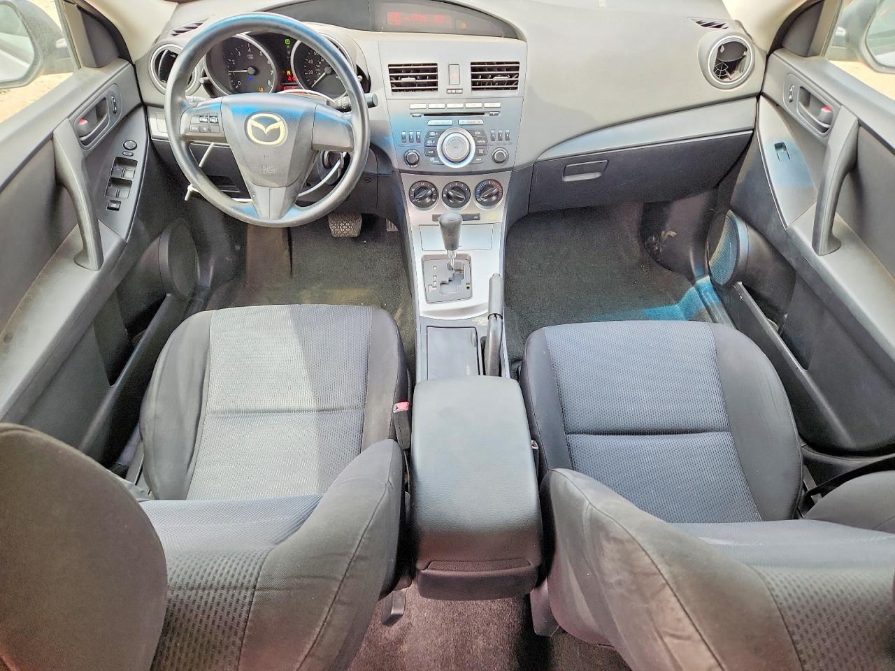 Mazda 3 I