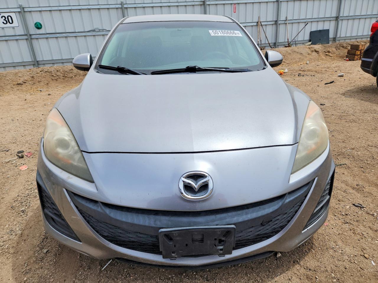 Mazda 3 I