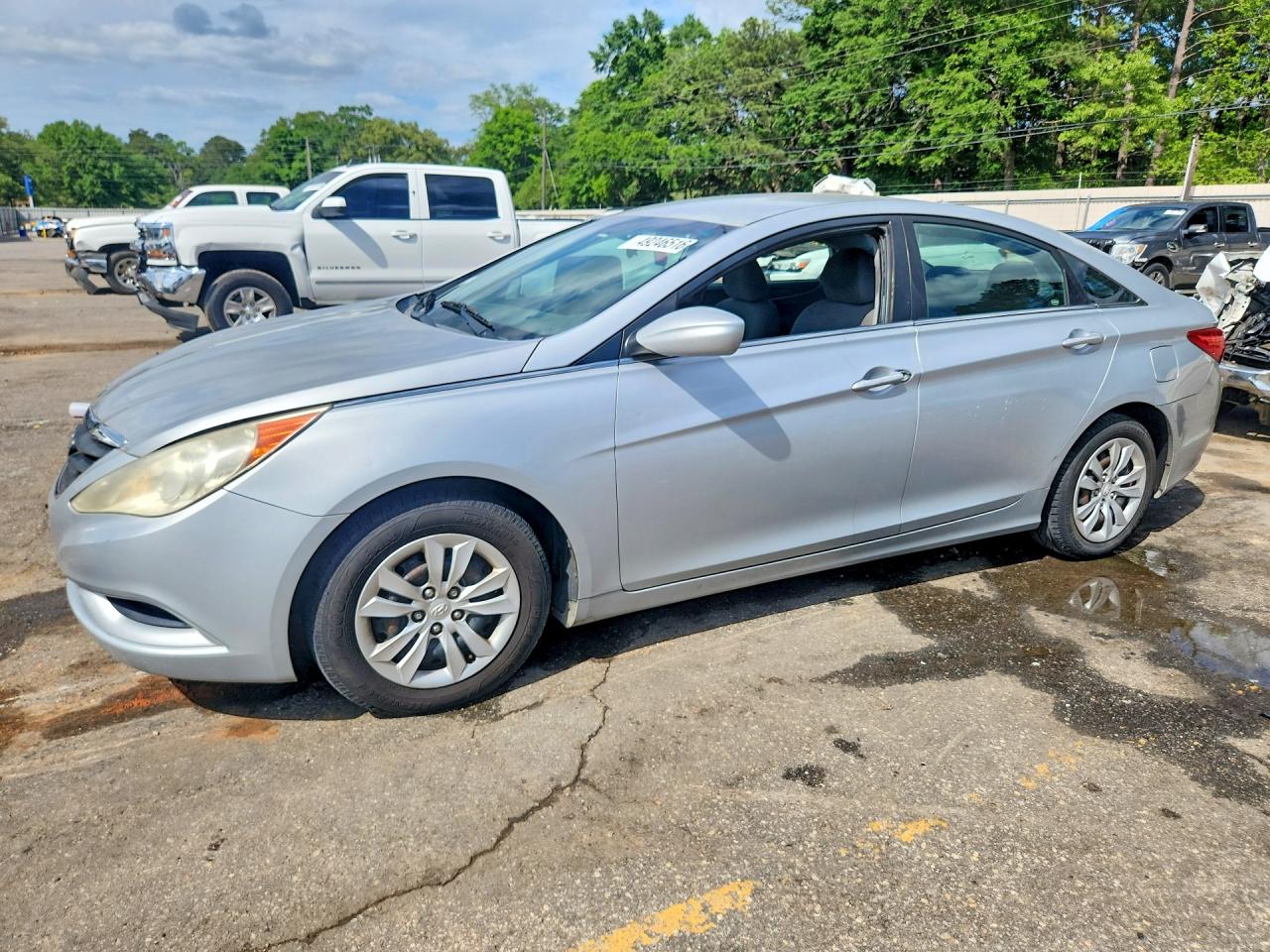 Salvage Hyundai SONATA Image