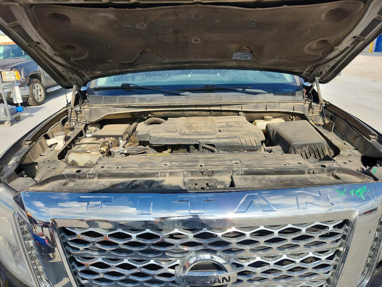 Nissan Titan Sv