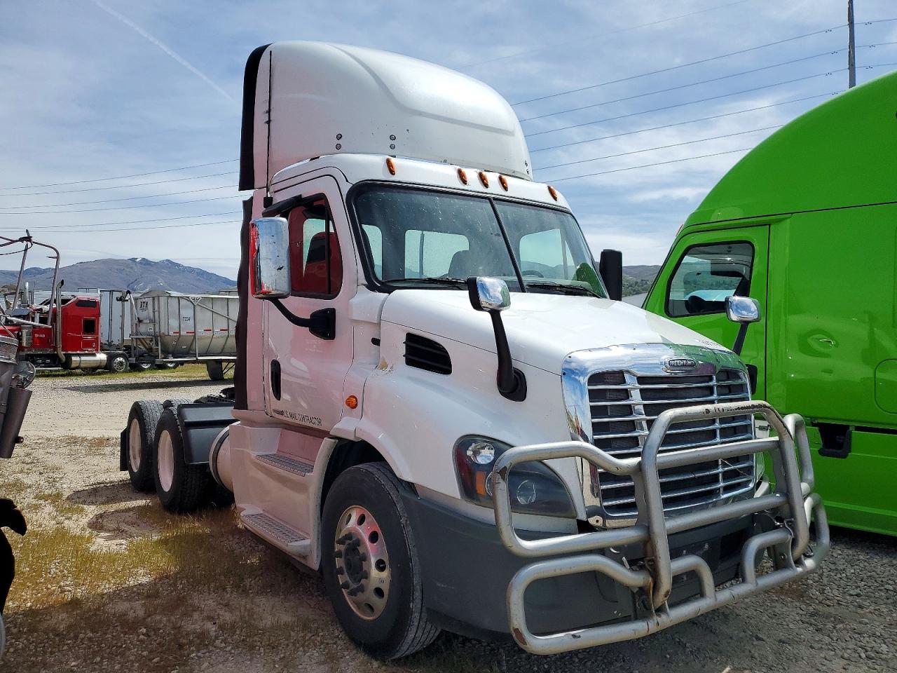 2016 Freigliner Cascadia 113