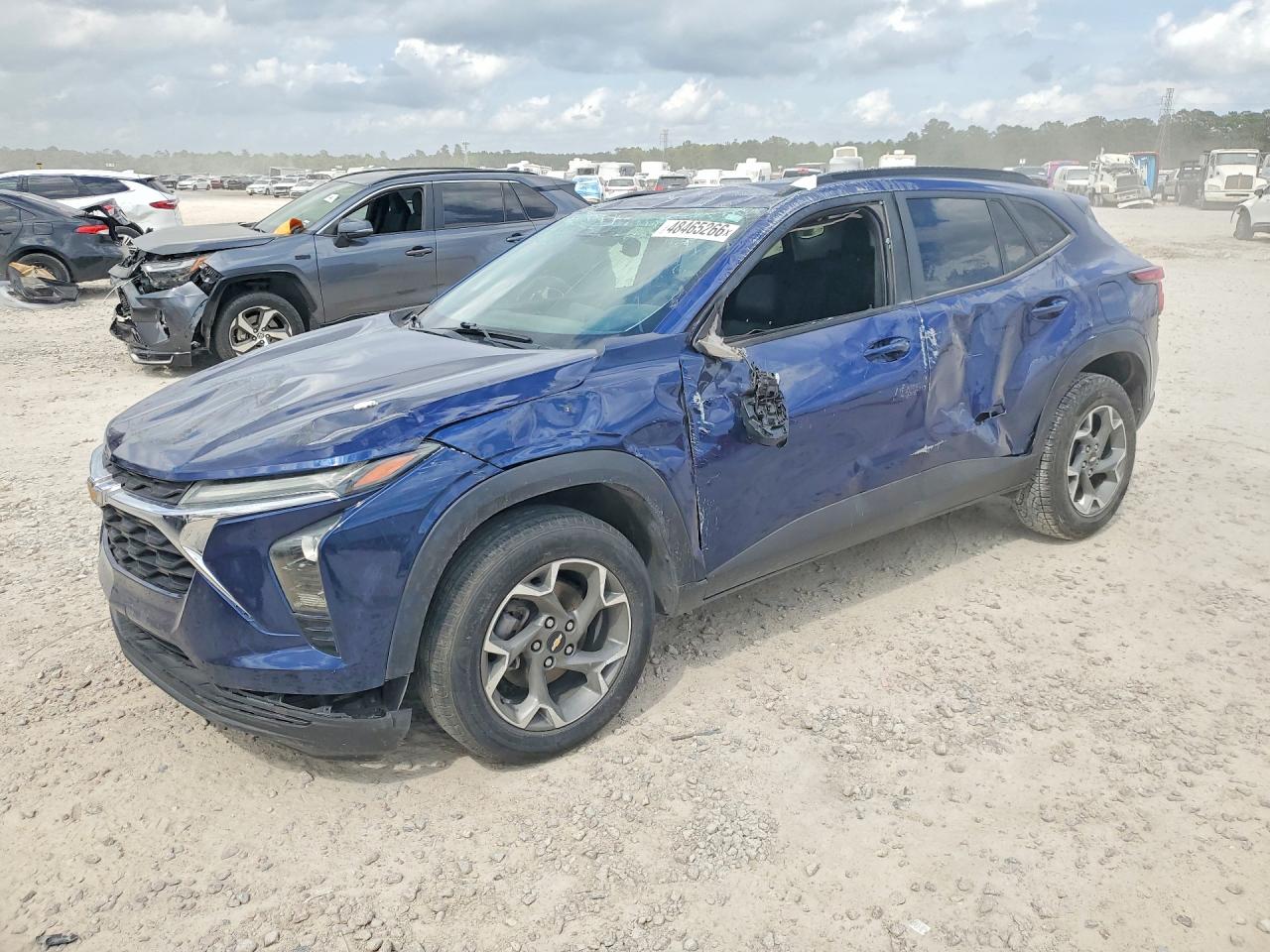 Salvage Chevrolet Trax Image