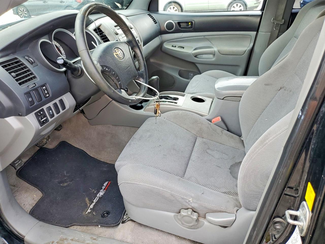 Toyota Tacoma Prerunner V6