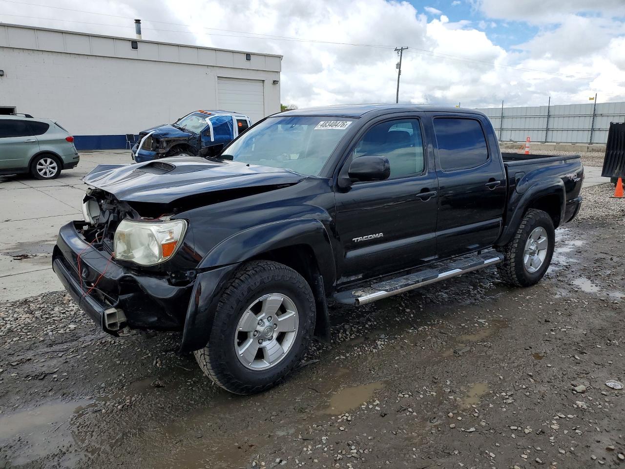 Salvage Toyota Tacoma Image