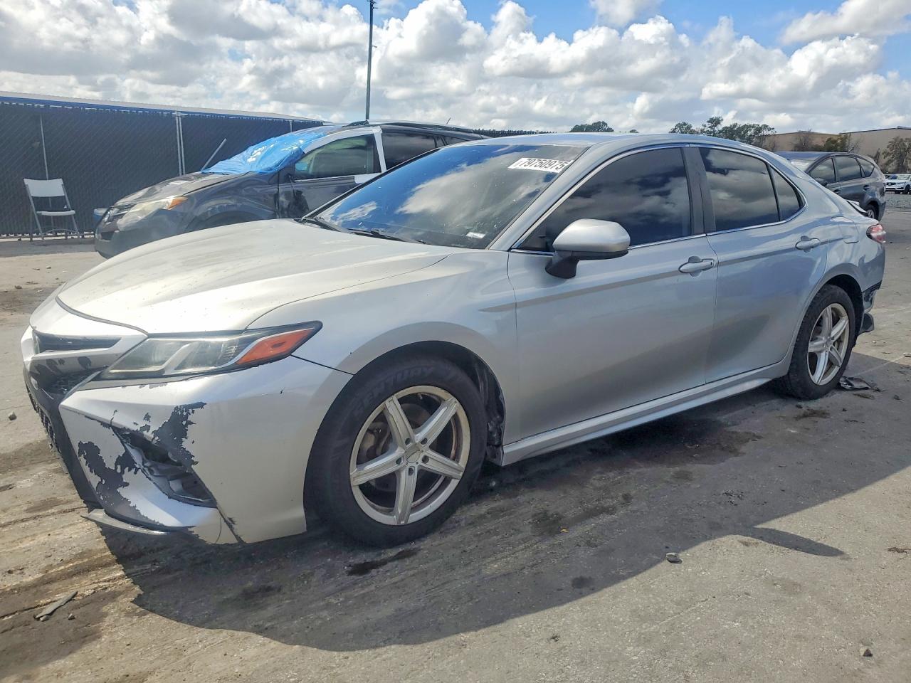 Salvage Toyota Camry Image