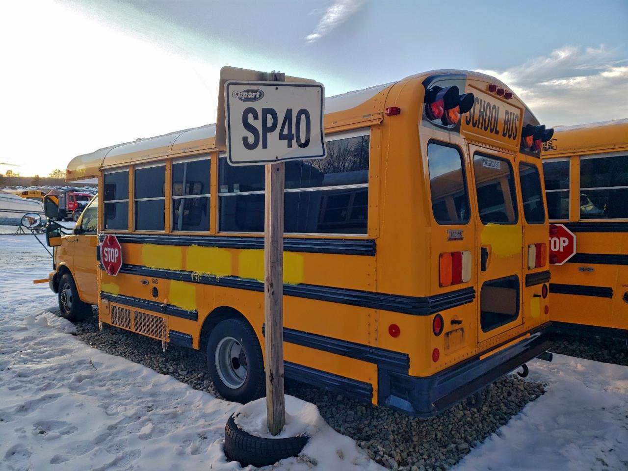 Thom Bus