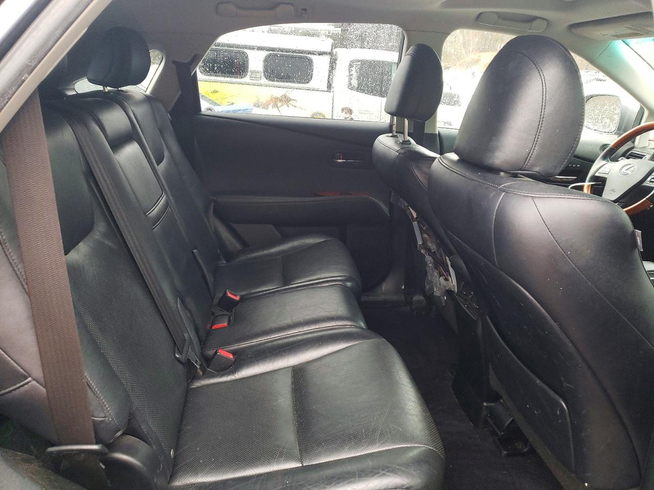 Lexus RX Base