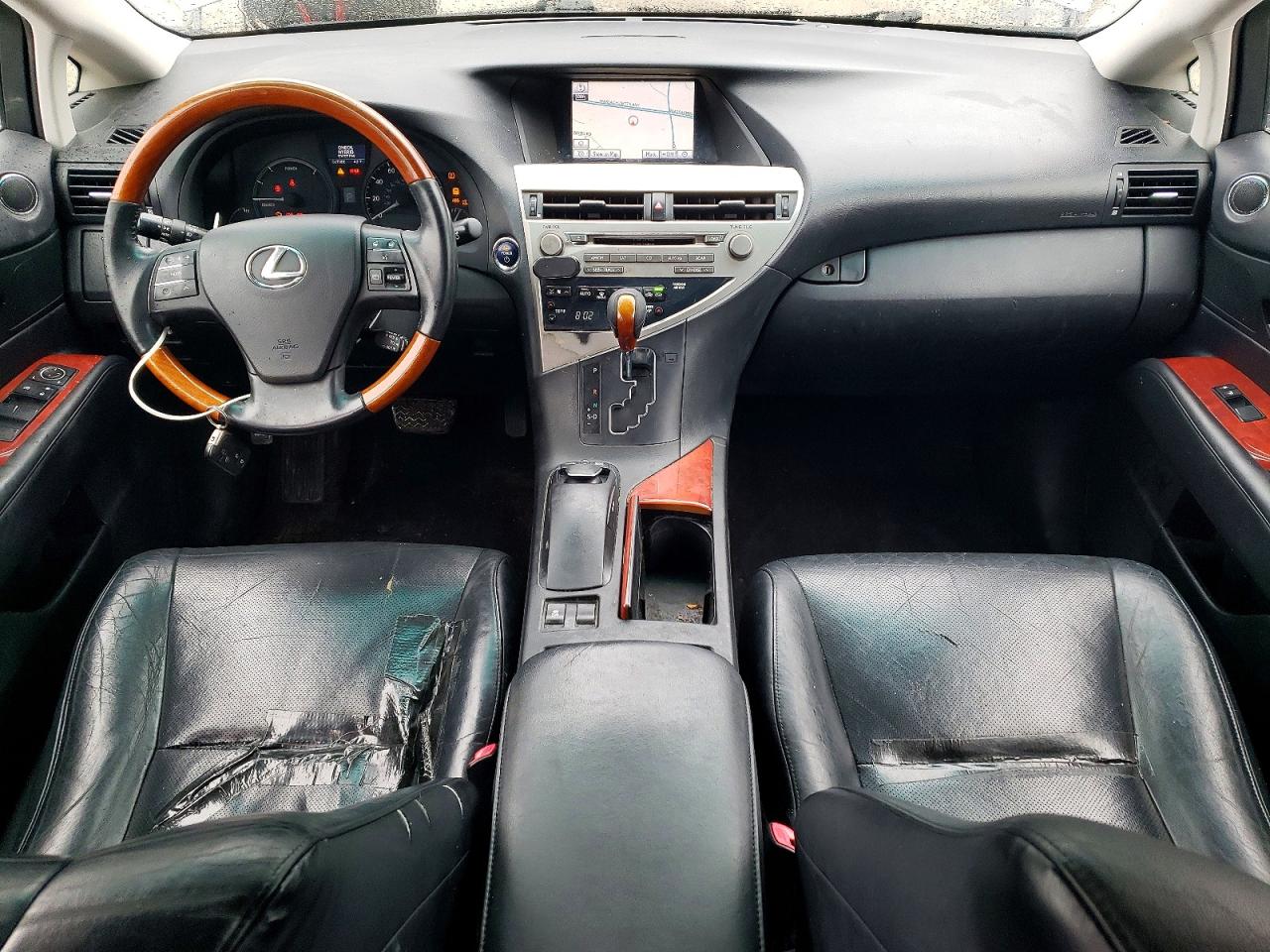 Lexus RX Base