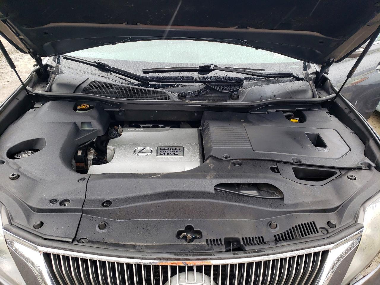 Lexus RX Base