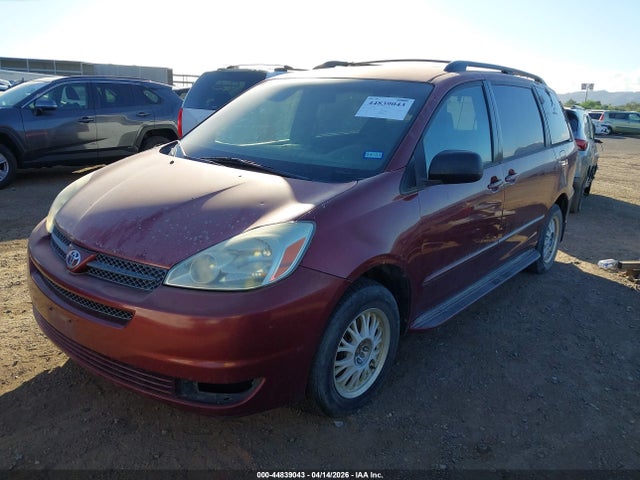 Toyota Sienna Le