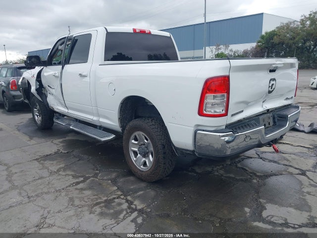 Ram 2500 Big Horn  4x4 6'4 Box