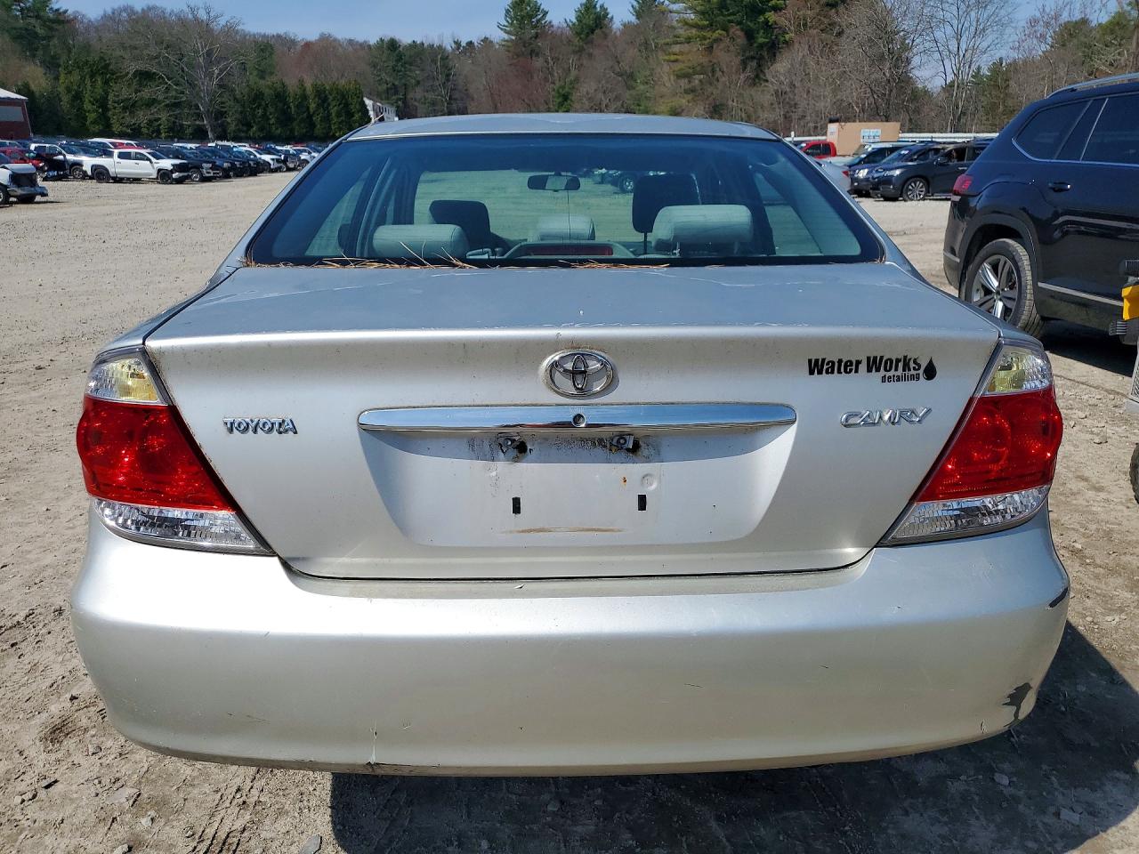 Toyota Camry Standard