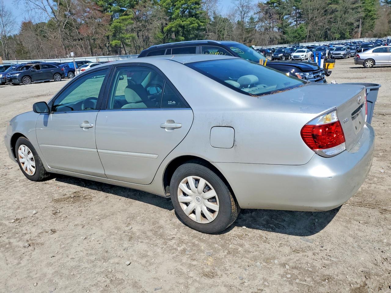 Toyota Camry Standard